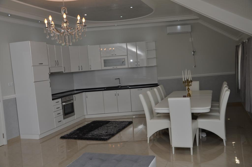 Apartments Royal Menex Požarevac 部屋 写真