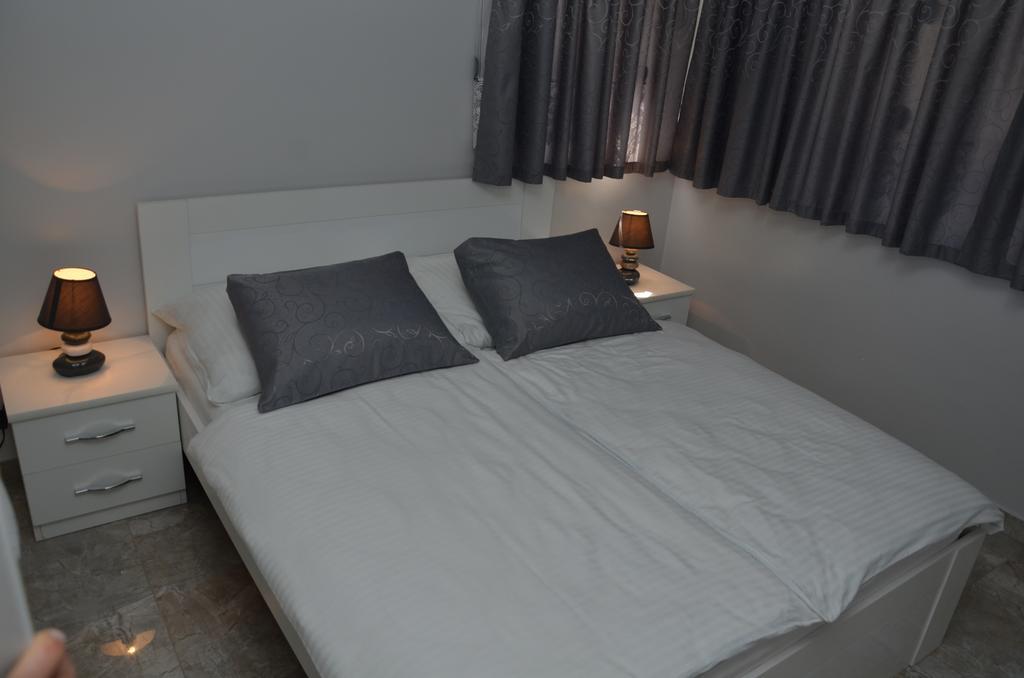 Apartments Royal Menex Požarevac 部屋 写真